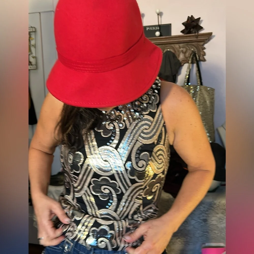 #1 Vintage Lilly Pulitzer metallic top - Picture 6 of 17